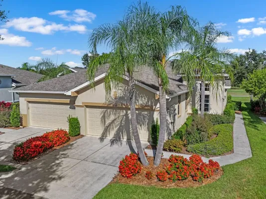 Property Slideshow image 2 of 56 | 1226 lyndhurst greens dr # 11, Sun City Center, FL, 33573