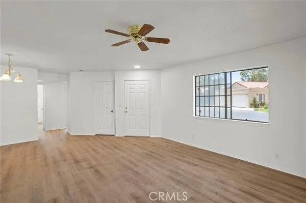 Property Slideshow image 2 of 26 | 19022 cedar dr, Apple Valley, CA, 92308