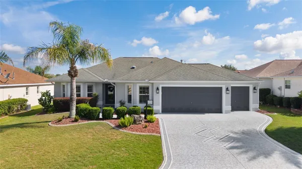 Property Slideshow image 2 of 53 | 634 allenwood loop, The Villages, FL, 32162
