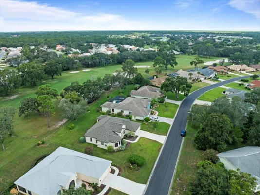 Property Slideshow image 3 of 54 | 9694 southern belle dr, Weeki Wachee, FL, 34613