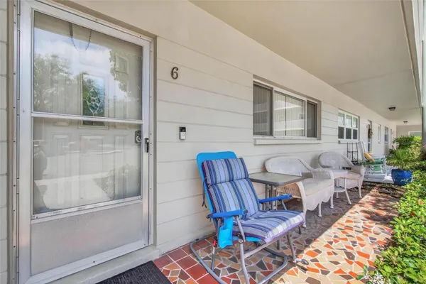 Property Slideshow image 2 of 42 | 2440 world parkway blvd 6, Clearwater, FL, 33763