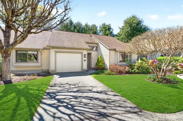 Property Slideshow image 2 of 33 | 670 heritage hls b, Somers, NY, 10589