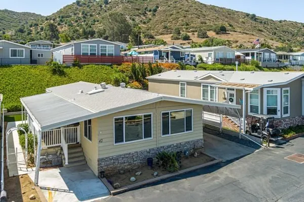 Property Slideshow image 3 of 45 | 4650 dulin rd spc 42, Fallbrook, CA, 92028