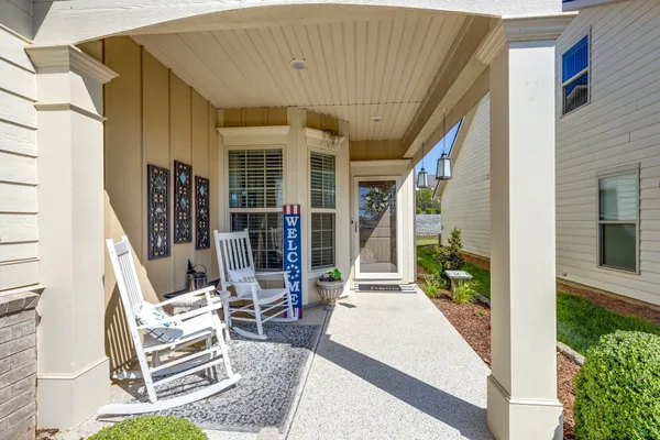 Property Slideshow image 3 of 38 | 626 overton way, Spring Hill, TN, 37174
