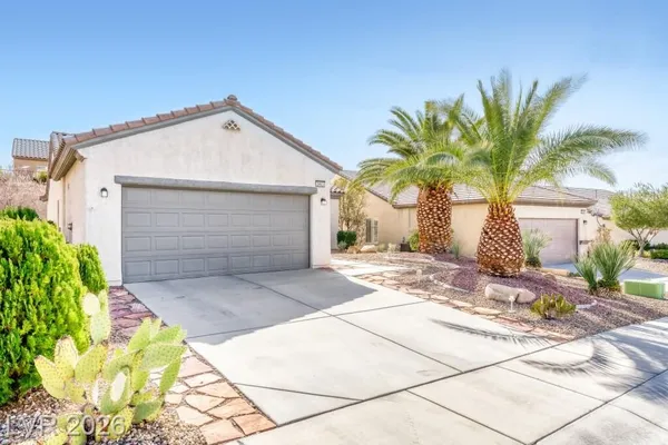 Property Slideshow image 2 of 40 | 2453 ozark plateau dr, Henderson, NV, 89044