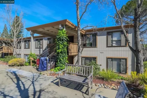 Property Slideshow image 2 of 37 | 1232 leisure ln 12, Walnut Creek, CA, 94595