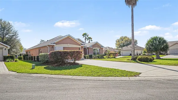 Property Slideshow image 3 of 30 | 13062 se 89th cir, Summerfield, FL, 34491