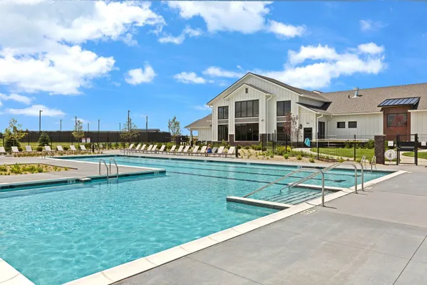 Property Slideshow image 3 of 11 | 3106 adelwood cir, Aurora, IL, 60503