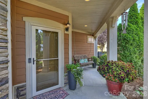 Property Slideshow image 2 of 48 | 1301 haywood park dr, Waxhaw, NC, 28173