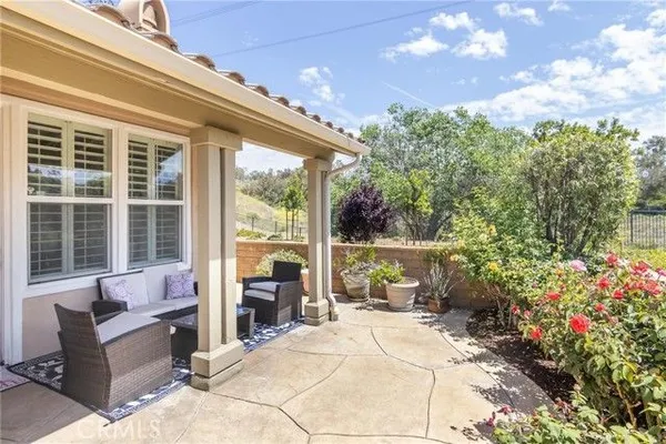 Property Slideshow image 3 of 58 | 23723 maple leaf ct, Valencia, CA, 91354
