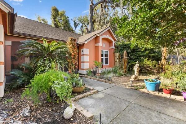 Property Slideshow image 3 of 48 | 7 hickory head hammock, The Villages, FL, 32159