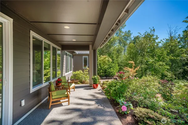 Property Slideshow image 2 of 28 | 14820 179th ave, Bonney Lake, WA, 98391