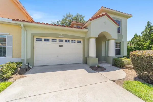 Property Slideshow image 3 of 44 | 1074 avenida sonoma, Lady Lake, FL, 32159