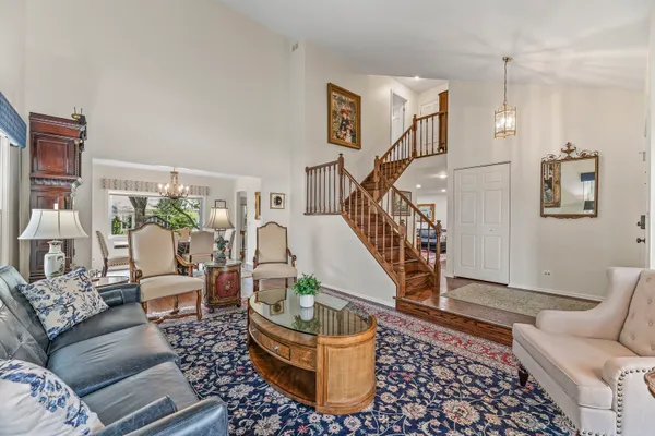 Property Slideshow image 2 of 30 | , Prospect Heights, IL, 60070