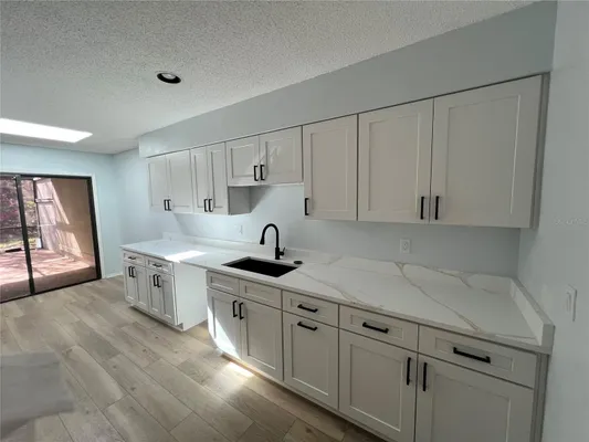 Property Slideshow image 3 of 22 | 7362 silver fern blvd 8, Sarasota, FL, 34241