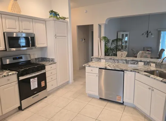 Property Slideshow image 3 of 23 | 2120 willow grove way, The Villages, FL, 32162