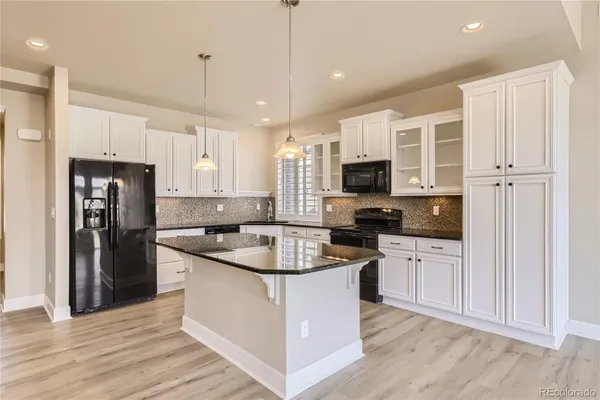 Property Slideshow image 2 of 15 | 5426 espana ct, Denver, CO, 80249