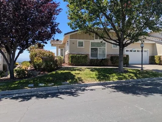 Property Slideshow image 3 of 21 | 9041 village view loop, San Jose, CA, 95135