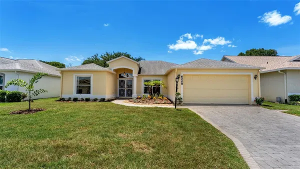 Property Slideshow image 2 of 78 | 6008 swallow dr, Lakeland, FL, 33809