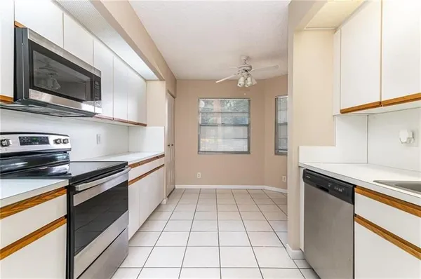 Property Slideshow image 3 of 25 | 1601 abaco dr d1, Coconut Creek, FL, 33066