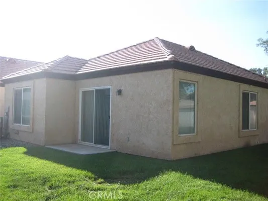 Property Slideshow image 3 of 41 | 19058 pamela ln, Apple Valley, CA, 92308