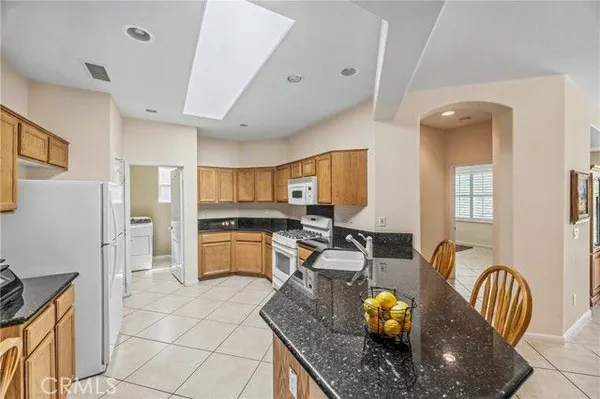 Property Slideshow image 2 of 22 | 9128 deergrass st, Corona, CA, 92883