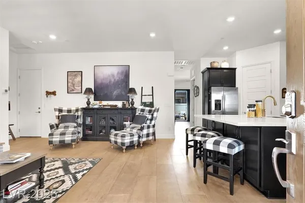 Property Slideshow image 3 of 45 | 727 chopin hills st, Henderson, NV, 89011