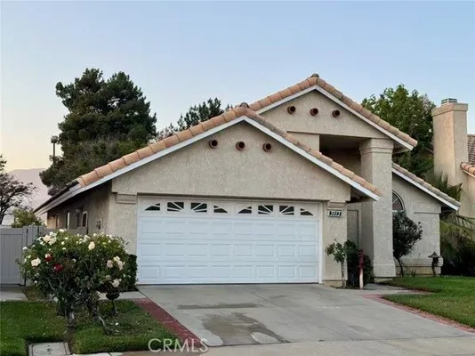 Property Slideshow image 3 of 36 | 5913 oakmont dr, Banning, CA, 92220