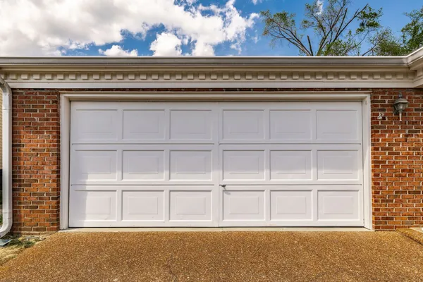 Property Slideshow image 3 of 35 | 502 loyola dr, Nashville, TN, 37205