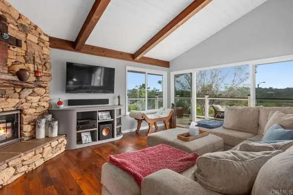 Property Slideshow image 2 of 27 | 28310 glenmeade way, Escondido, CA, 92026