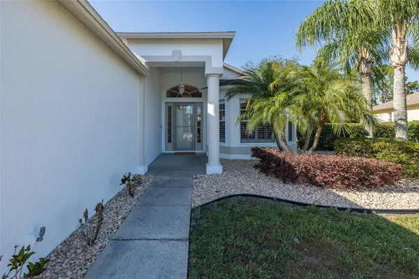 Property Slideshow image 2 of 98 | 11428 hidden cove ct, Trinity, FL, 34655