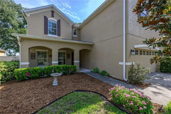 Property Slideshow image 2 of 45 | 30304 cheval st, Mount Dora, FL, 32757