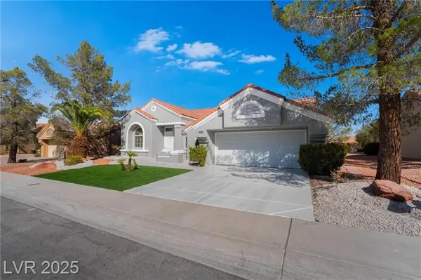 Property Slideshow image 2 of 57 | 2528 sunup dr, Las Vegas, NV, 89134
