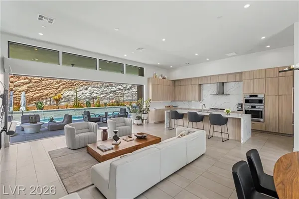 Property Slideshow image 3 of 42 | 21 sand star ln, Henderson, NV, 89011