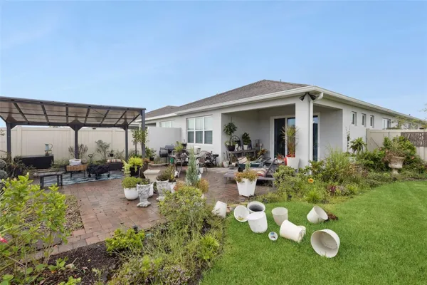 Property Slideshow image 3 of 79 | 1901 spring shower cir, Kissimmee, FL, 34744