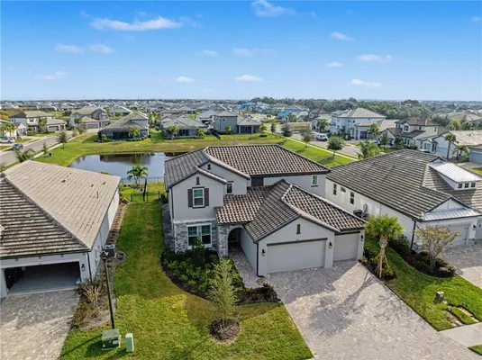 Property Slideshow image 3 of 87 | 4811 honey dew ln, Bradenton, FL, 34211