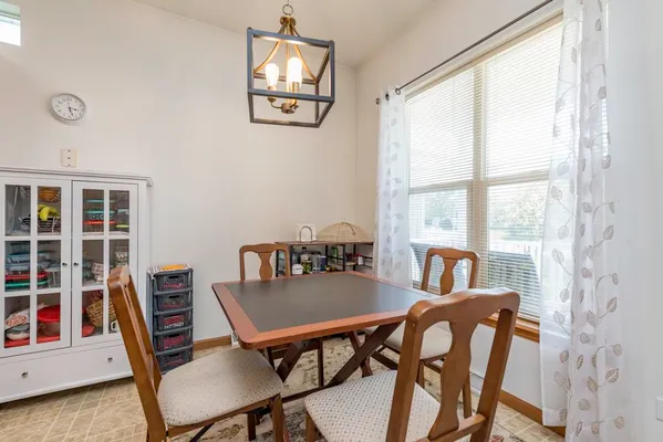 Property Slideshow image 3 of 25 | 109 hunter ct, Grayslake, IL, 60030