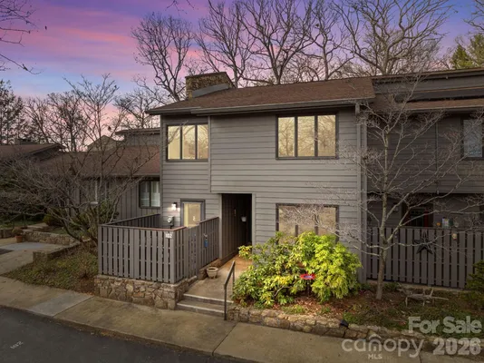 Property Slideshow image 3 of 28 | 102 crowfields dr, Asheville, NC, 28803