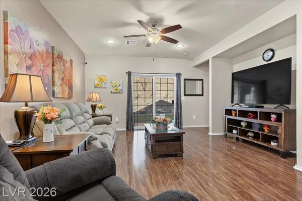 Property Slideshow image 2 of 41 | 2562 darda st, Henderson, NV, 89044