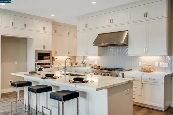 Property Slideshow image 2 of 42 | 3137 phoenix ave, Tracy, CA, 95377