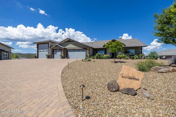 Property Slideshow image 3 of 60 | 1198 sunrise blvd, Prescott, AZ, 86301