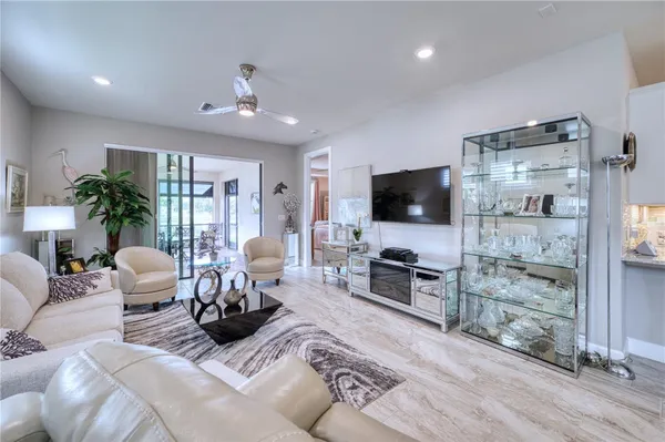 Property Slideshow image 3 of 54 | 17421 hampton falls ter, Bradenton, FL, 34202