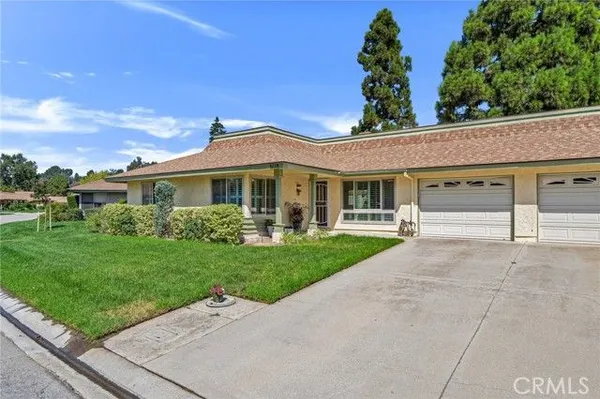 Property Slideshow image 2 of 41 | 6118 village 6, Camarillo, CA, 93012