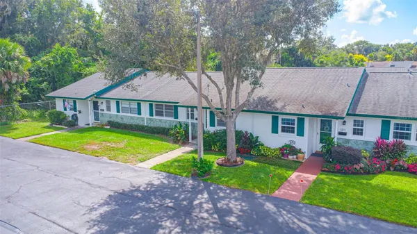 Property Slideshow image 3 of 18 | 183 n hill ave # 90, Deland, FL, 32724