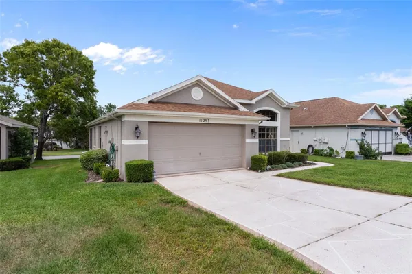 Property Slideshow image 2 of 48 | 11293 copley ct, Spring Hill, FL, 34609