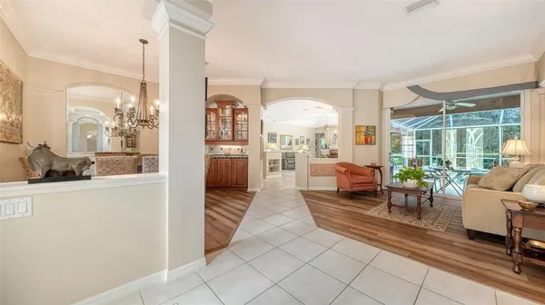 Property Slideshow image 2 of 68 | 4727 carrington cir, Sarasota, FL, 34243