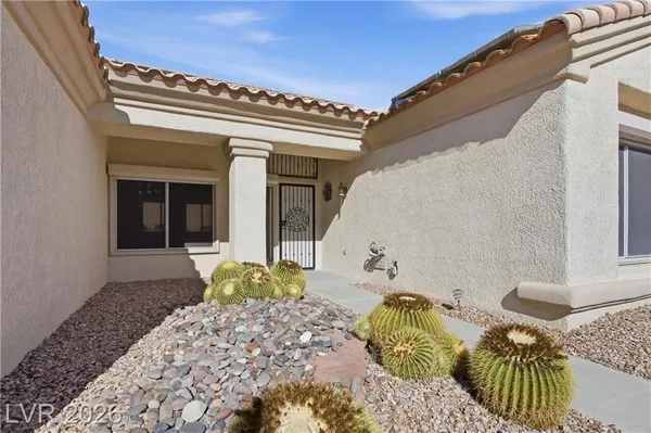 Property Slideshow image 3 of 63 | 2261 hot oak ridge st, Las Vegas, NV, 89134
