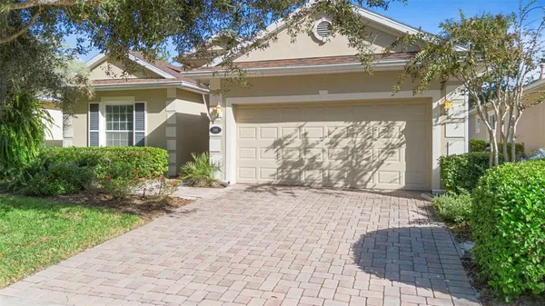 Property Slideshow image 3 of 36 | 1385 longley pl, Deland, FL, 32724