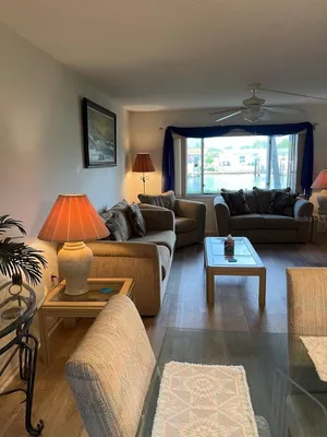 Property Slideshow image 3 of 15 | 4725 cove cir 108, St Petersburg, FL, 33708