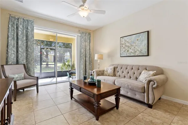 Property Slideshow image 3 of 23 | 3613 solana cir b, Clermont, FL, 34711